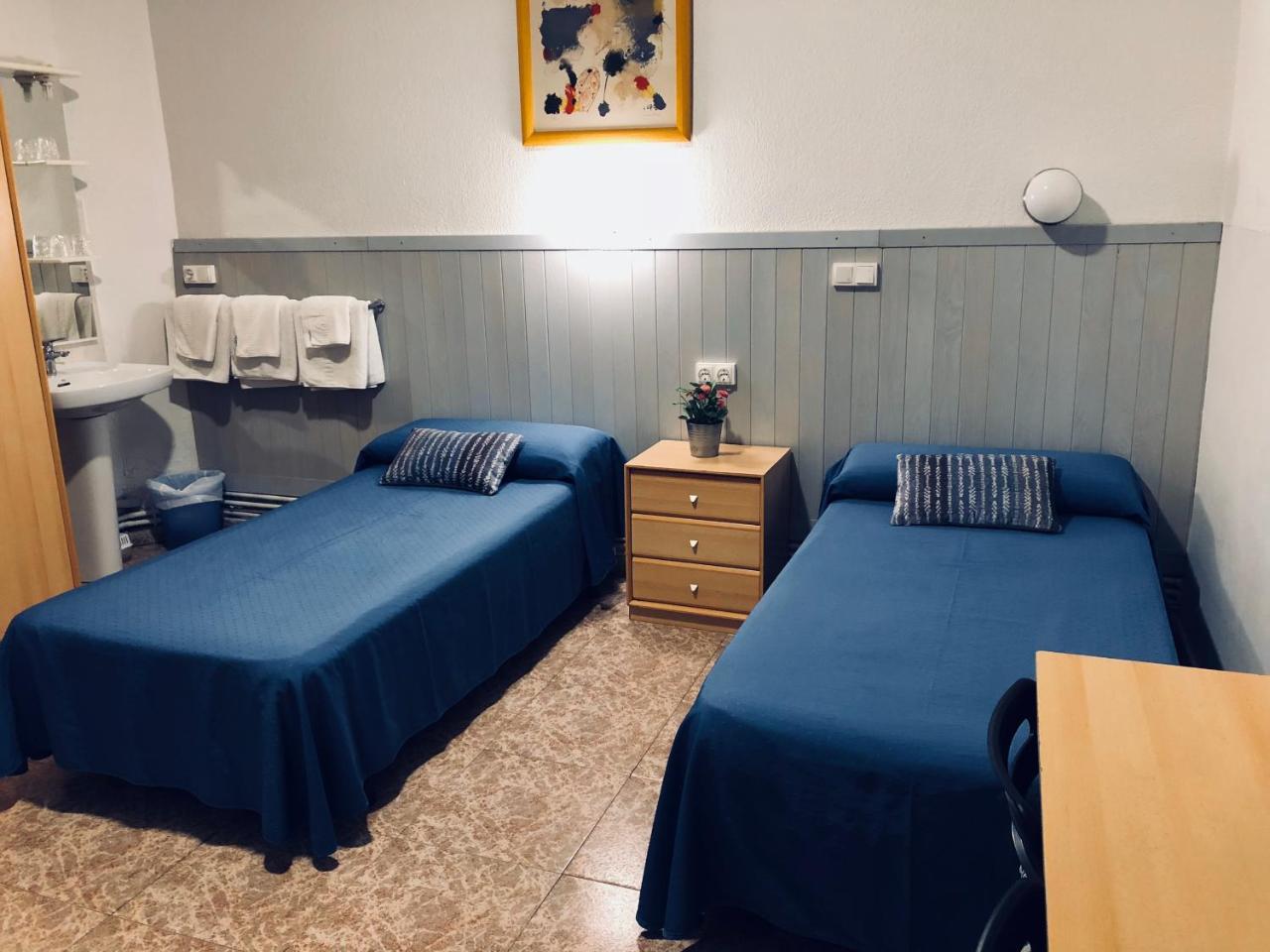 Hostal Carlos III El Prat de Llobregat Exterior foto